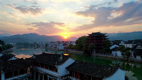 չ羰