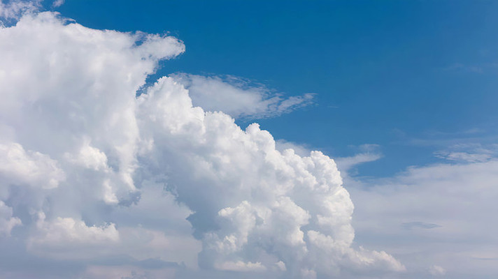 夏天蓝天白云延时