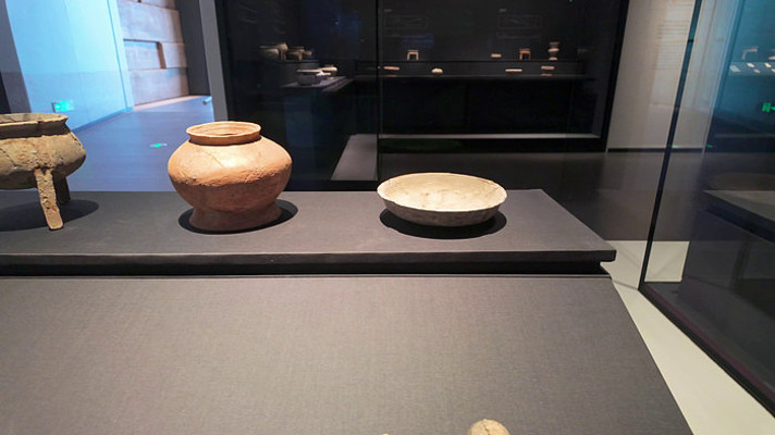 杭州临平玉架山博物馆展出的文物 杭州临平玉架山博物馆展出的文物
