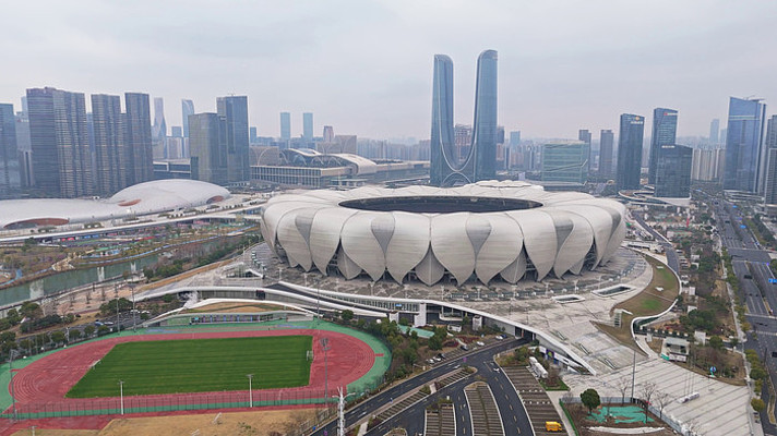 杭州钱江世纪城奥体中心体育馆与杭州之门
