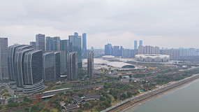 岩Ǻ