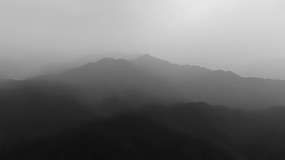 еɽ뽭ˮīɽˮ羰