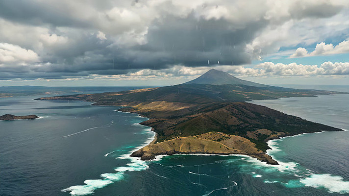 海岛海洋及远山全景画面 海岛海洋及远山全景画面