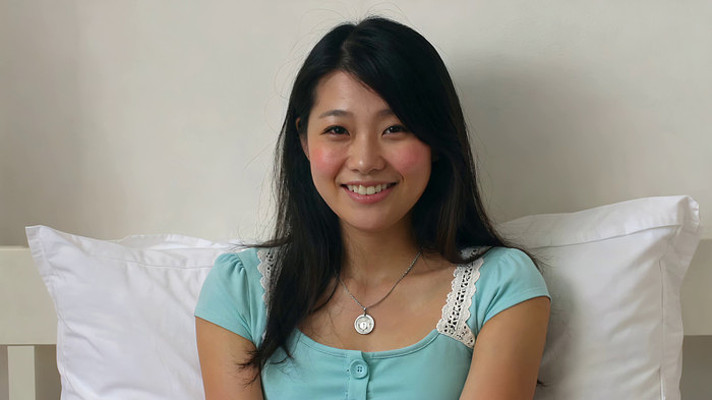 室内女子微笑特写素材 室内女子微笑特写素材