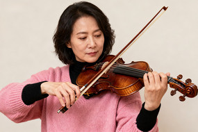 Ů������С���ٷ�ɫë��