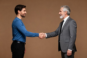 �����������곤��ʿ���ֽ�������