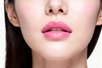 Ů���沿��дͿ�з�ɫ����