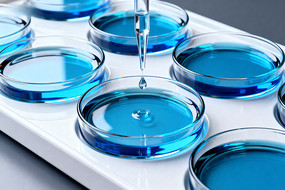 ��ɫҺ������������ʵ�鳡��