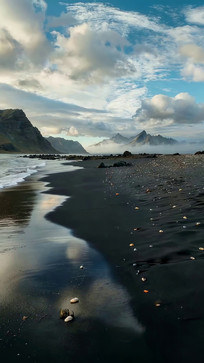 ���ߺ�ɳ̲��Ȼ���