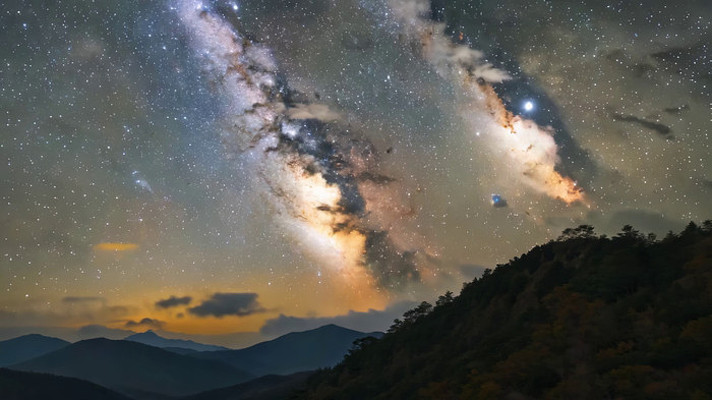 ɽ��ҹ�������ǿ��ز�