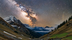 ɽ��ҹ������׳����ɫ