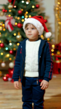 ��ʥ��ñС�к���ʥ��������