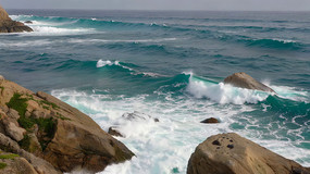 �����Ĵ򰶱߽�ʯ