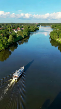 �����ϴ�ֻ��ʻ�����