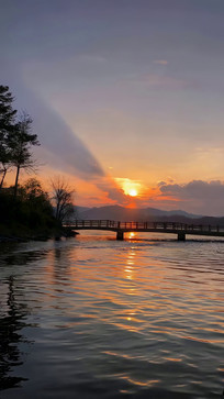 ����Ϧ���µ�ľ�ŷ羰