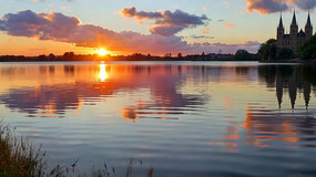 ����Ϧ���Ǳ�ȫ��