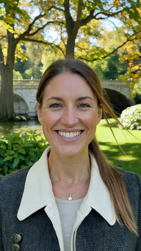 ����΢ЦŮ����д