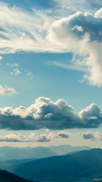 ��������µ�ɽ��Զ��