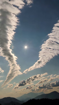 �����ƺ���Զɽ�羰