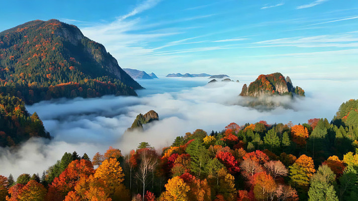 秋季山林云海全景 秋季山林云海全景