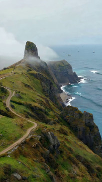 ɽ�����������Ƶ����·羰