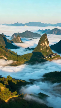 ɽ���ƺ���Ȼ���