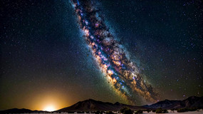 �ǿ��µ�ɽ�����Ӿ���