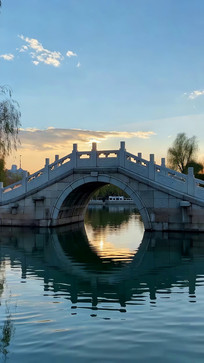 Ϧ���º���ʯ���ŷ羰