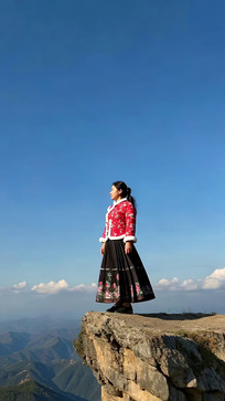 ���±�����������ε�Ů������