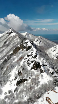 ѩɽȫ����Ȼ���