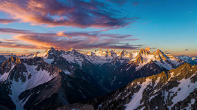 ѩɽɽ��׳��ȫ��