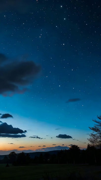 ҹ���µ���Ȼ��ɫ