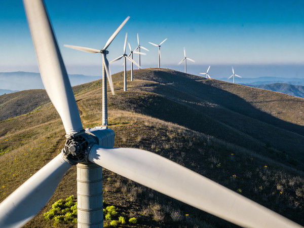 ɽҰ�ϵ�����Դ�糵 JPG