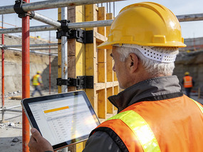 �ڹ��ؽ��м����İ���ͷ