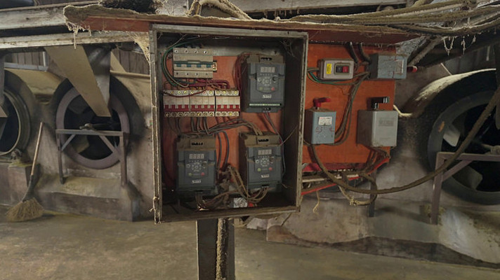 �賧�Ͼ������