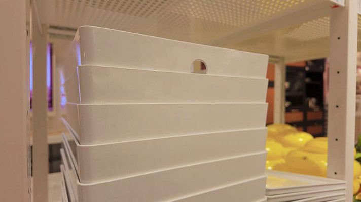 ���л��ܰ�ɫ���ɺ�