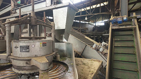 ��Ҷ�����ӹ���е�豸