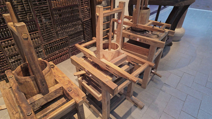 ��ͳľ��ե�ͻ�