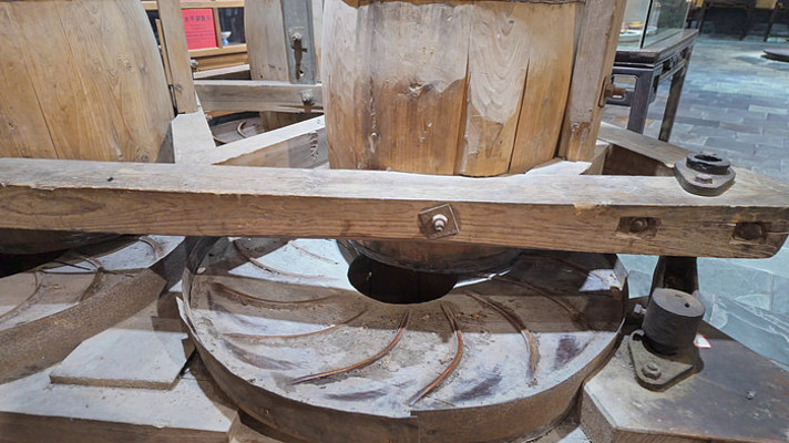 ��ͳľ��ե�ͻ�