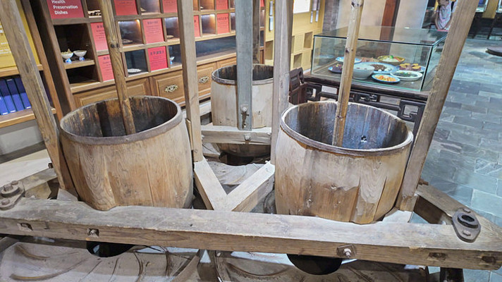 ��ͳľ��ե�ͻ�