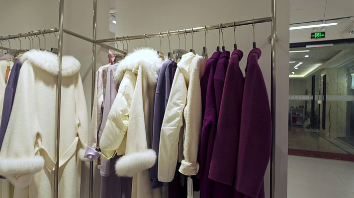 冬季女装外套陈列展示 冬季女装外套陈列展示
