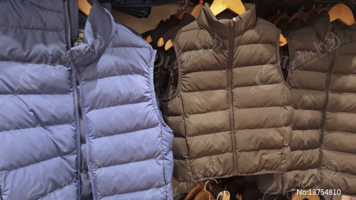 ����ͯװ��������չʾ