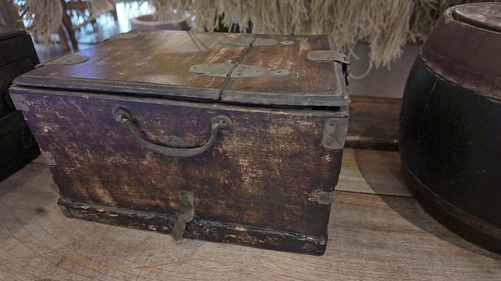 ���ž�ľ����д�ز�