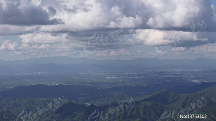 �߿ո��ɽ�����Ʋ㾰��