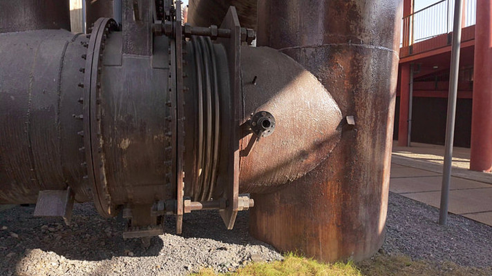 ��ҵ��е�ܵ��豸��д