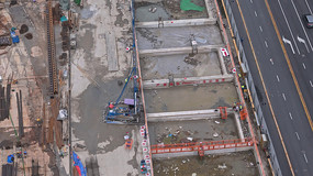 ���ݵ���3���߶�������ƽվʩ���ֳ�����