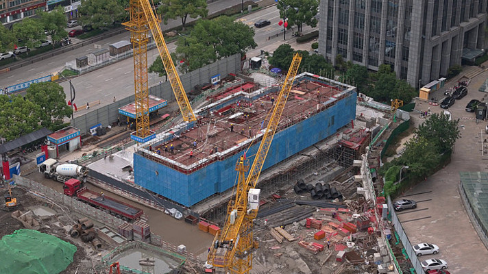 ���ݵ���3���߶�������ƽվʩ���ֳ�����