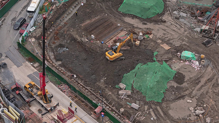 ���ݵ���3���߶�������ƽվʩ���ֳ�����