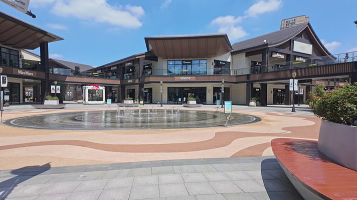 杭州临平百联奥特莱斯广场 杭州临平百联奥特莱斯广场