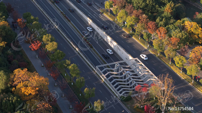 ������ƽ����·���쾰ɫ